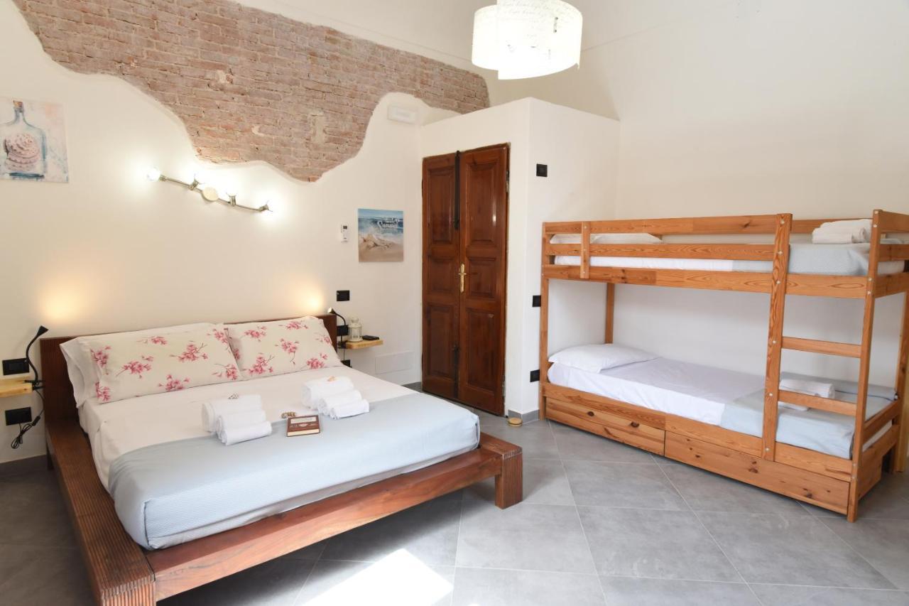 La Casa Di Dario Hotell La Maddalena  Exteriör bild