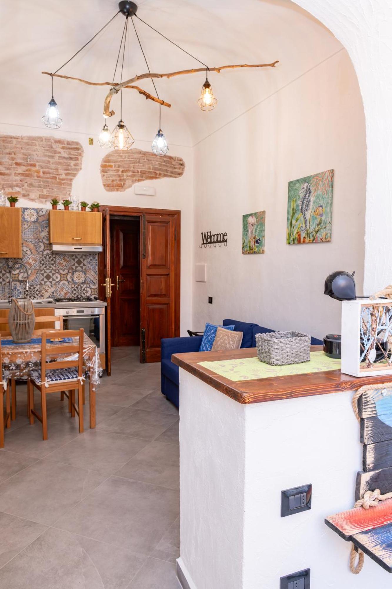 La Casa Di Dario Hotell La Maddalena  Exteriör bild